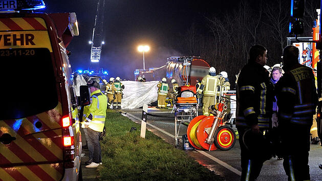 Mehrere Menschen sterben bei Verkehrsunfall