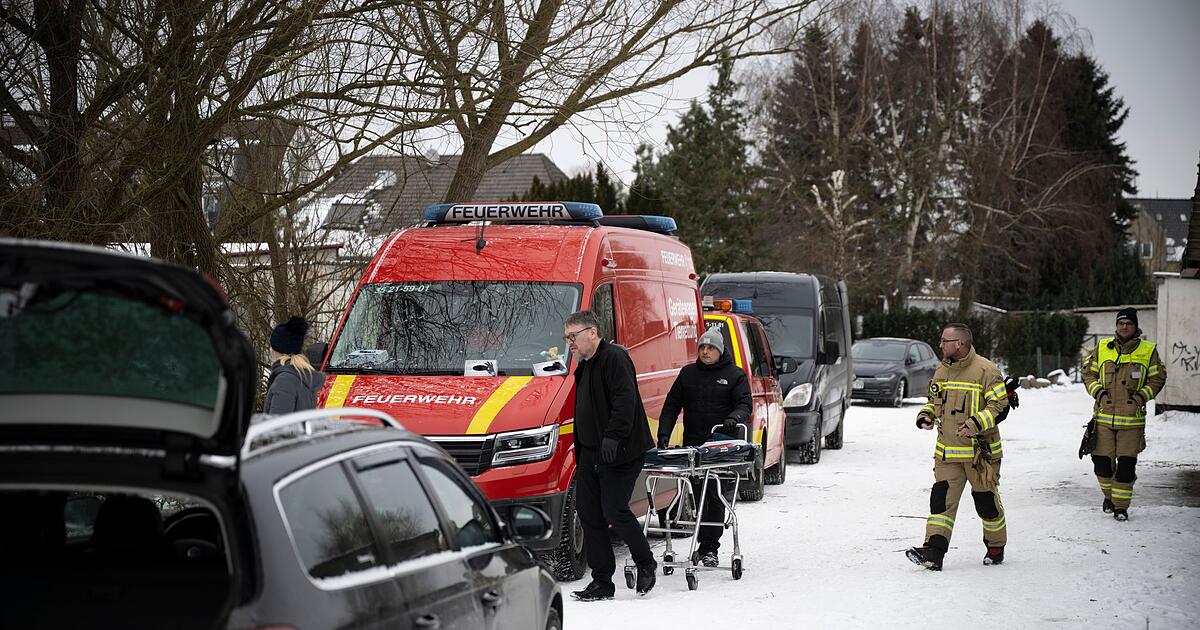 40-J-hriger-stirbt-beim-Eisbaden-Kamera-l-uft-weiter