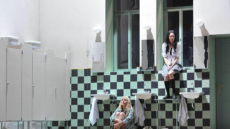 Mozarts "Entführung aus dem Serail als Neuinszenierung am Landestheater Coburg.Foto: Andrea Kremper