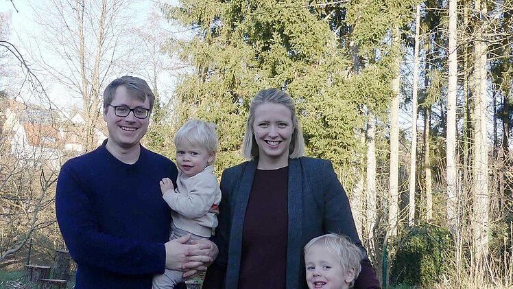 Dorotha Greder mit ihrem Mann und ihren beiden Söhnen.
