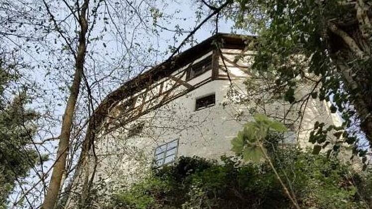 "Habe meinen Kindheitstraum verwirklicht": Mann kauft 500 Jahre alte Burg in der Fränkischen Schweiz