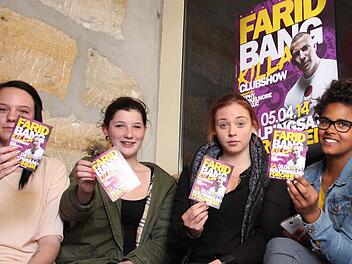 Das neue Album von Farid Bang läuft bei den Jugendlichen rauf und runter, beim Konzert am Samstag sind sie natürlich auch dabei. Fotos: Sarah Dann