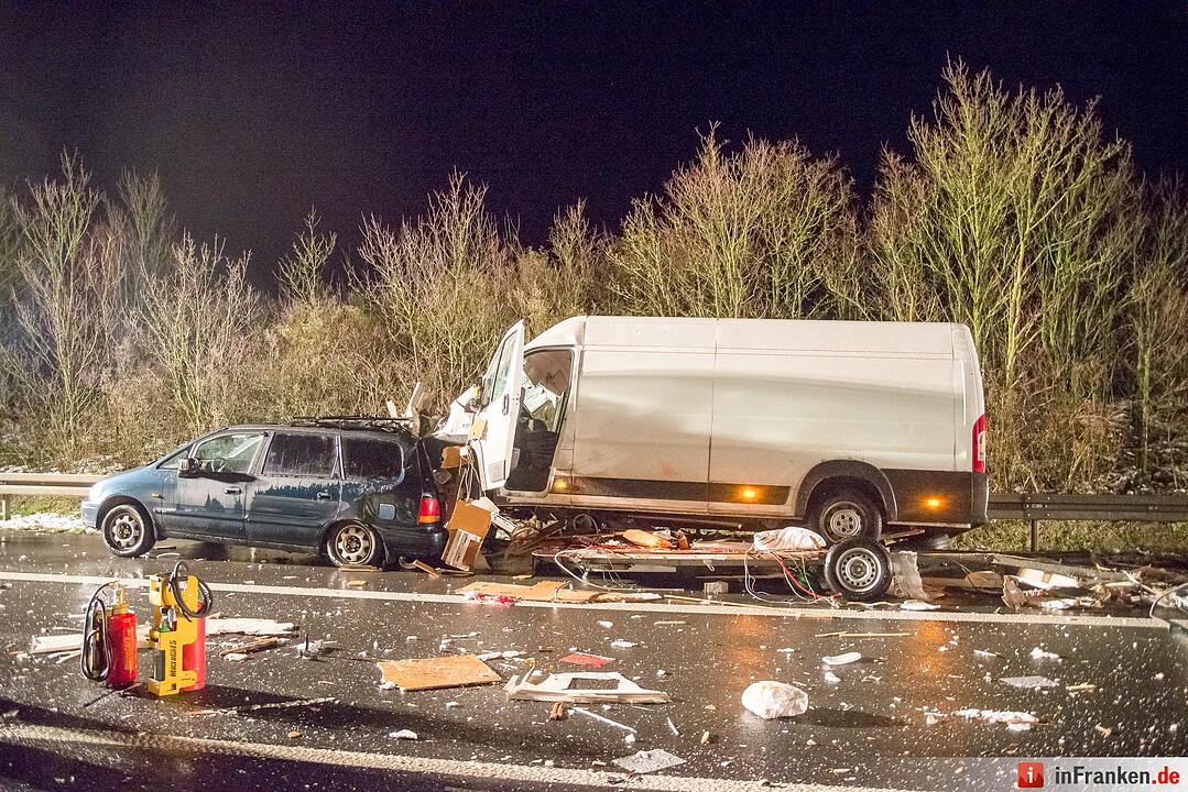 Frau bei Unfall auf A7 bei Kitzingen getötet