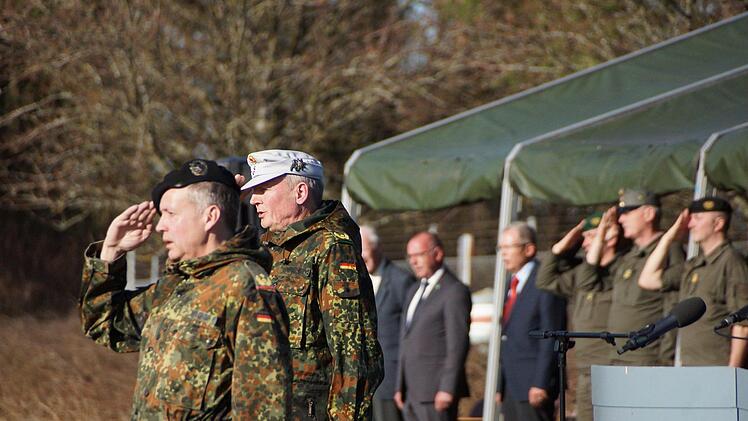 Kommandowechsel beim Hammelburger Ausbildungszentrum InfanterieFoto: Arkadius Guzy
