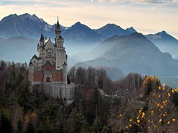 Schloss Neuschwanstein ist Deutschlands berühmtestes Schloss.