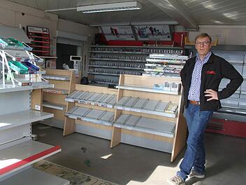 Robert Raimund ist zuversichtlich, dass ihm die Umgestaltung und Vergrößerung des Shops gelingen wird. Außerdem will er auf dem Tankstellengelände eine Waschstraße installieren. Fotos: Sonja Adam