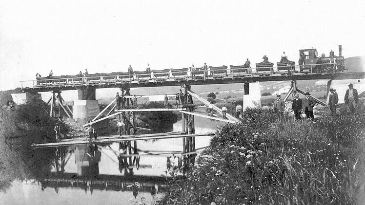 Bahnbrücke bei Hummendorf