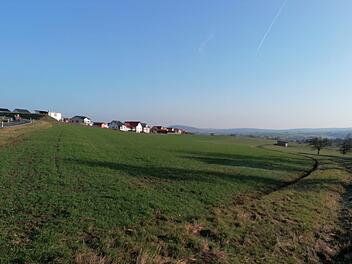 Das neue Baugebiet "Eller V" soll das vorhandene Baugebiet in südwestlicher Richtung erweitern. Foto: Wolfgang Saam