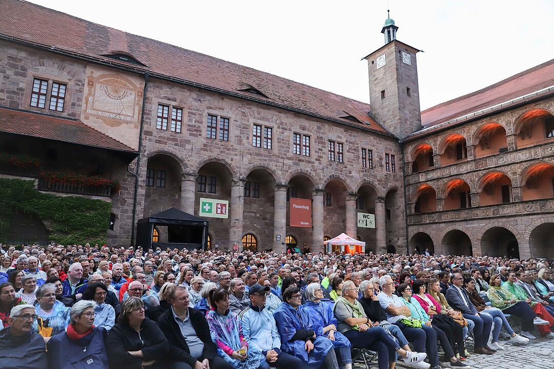 Programm: &bdquo;Macht was sie will&ldquo;