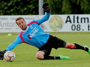 Sebastian Stober will dem FC Sand auch in Amberg ein sicherer Rückhalt sein. Foto: Archiv