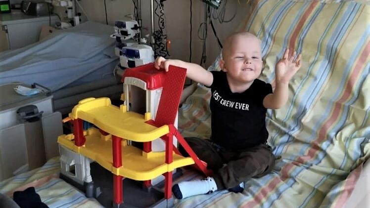 Jacks (4) aus Greding hat Leukämie: Familie bittet um Hilfe - Klinik ist 70 Kilometer entfernt