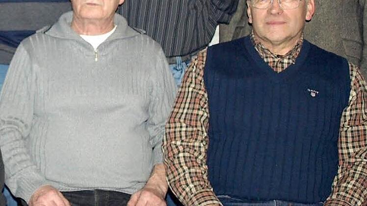 Ehrungen: Heinrich Zeitler (links) wurde für 50-jährige Mitgliedschaft ausgezeichnet, Reinhard Müller-Gei ist seit 40 Jahren dabei.