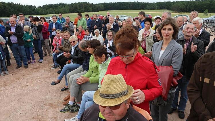 Spatenstich am Lonnerstadter Windpark. Foto: Barbara Herbst