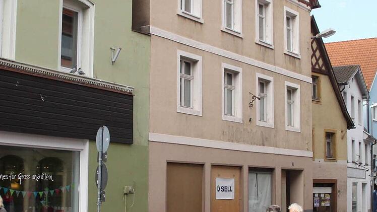 Mehr Platz und zentrumsnahe Lage: Im November zieht das Sanitätshaus Barkofen von der Fischergasse in das Fachwerkhaus in der Webergasse 5. Bis vor zehn Jahren ist dort eine Norma-Filiale gewesen.