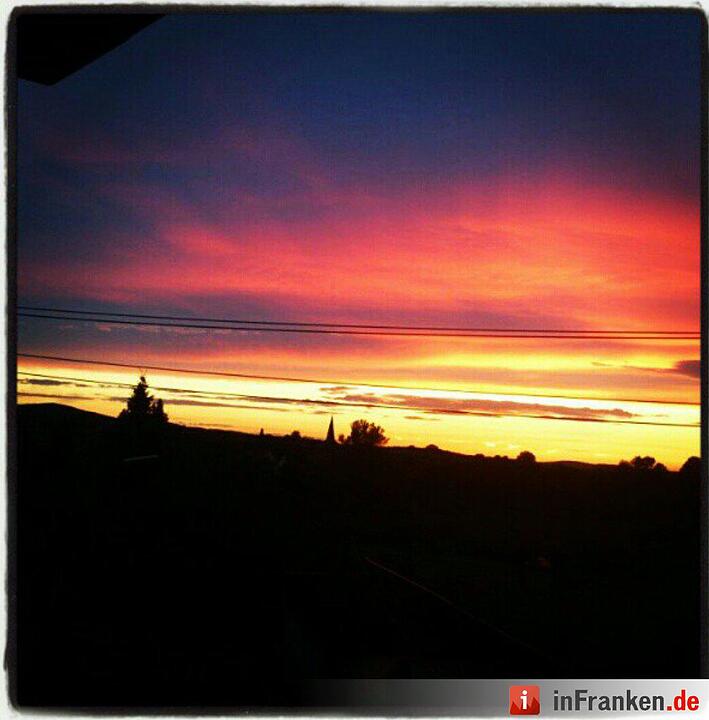 Abendrot vom 8.11.2015 - Die Bilder unserer Leser