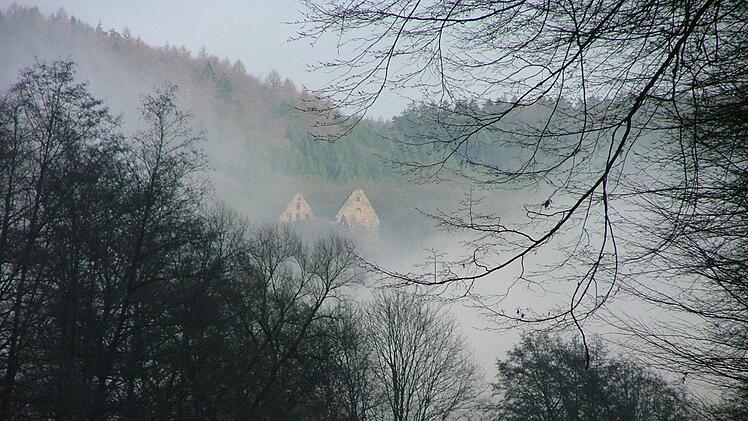 Die Schönrain im Nebel.  Foto: Björn Kohlhepp