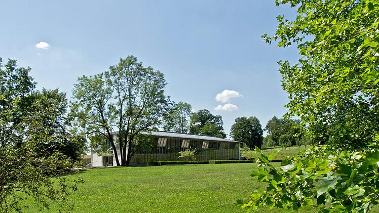 Glasmuseum Rosenau im SommerFoto: Jochen Berger