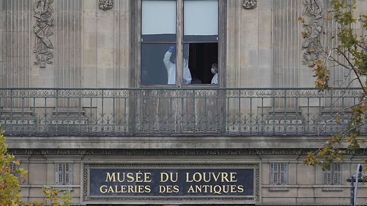 Juwelendiebstahl im Louvre