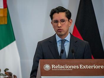 Au&szlig;enminister Roberto Velasco