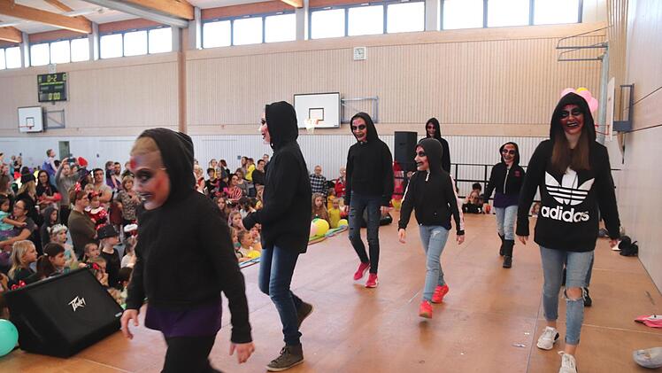 Impressionen vom Kinderfasching     Foto: Johanna Blum