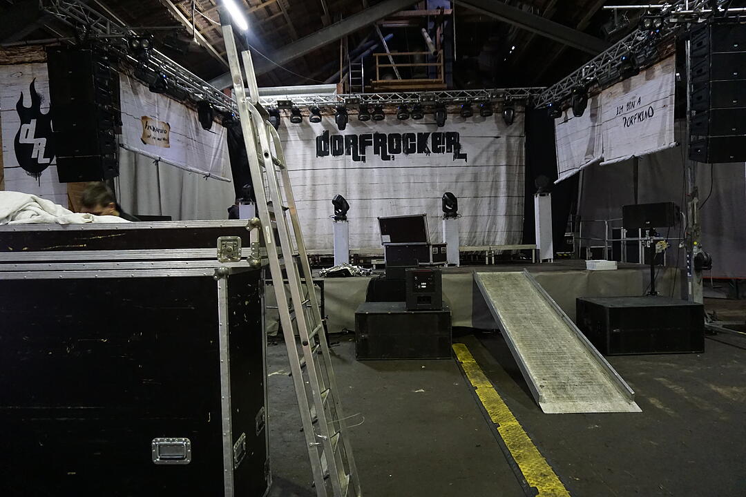 Backstage bei den Dorfrockern beim Eichenbühler Hoffest