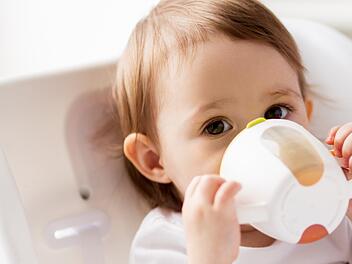 Trinkbecher-R&uuml;ckruf gestartet - Kinder k&ouml;nnen ersticken