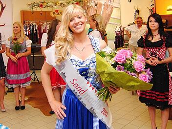 Samira Wicht aus Baunach ist  das "Sandmadla 2012". Foto: Demling