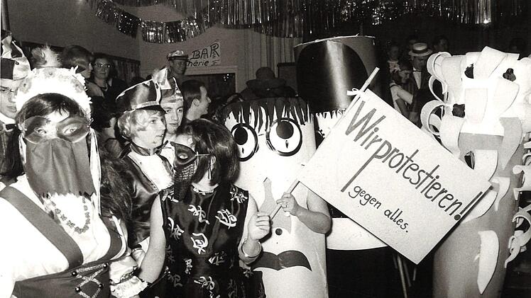 Blütenfasching Kupferberg  in den sechziger Jahren  Foto: Archiv Stephan Tiroch