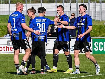 Jahn trifft auf Team der Stunde
