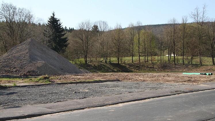 An dieser Stelle stand die Kirche "St. Kilian und St. Jakobus" in Oberwildflecken. Foto: Ulrike Müller