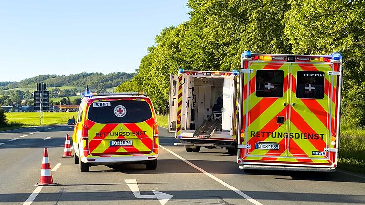 Schwerer Verkehrsunfall mit drei Verletzten in Bayreuth