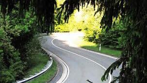 Straßenausbau FO 34 mit Oberbauverstärkung bis Birkenreuth: Kosten 908 000 Euro, Förderung 720 000 Euro