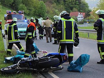 Ein 18-Jähriger Kradfahrer hat sich am späten Dienstag schwer verletzt. Fotos: fra-press
