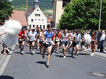 Sport und Stimmung sind am Samstag gleichermaßen garantiert beim Schnitthepper-Run des TSV Nüdlingen. Foto: Archiv