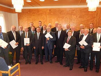 20 verdiente Kommunalpolitiker wurden geehrt. Foto: Mona Lisa Eigenfeld