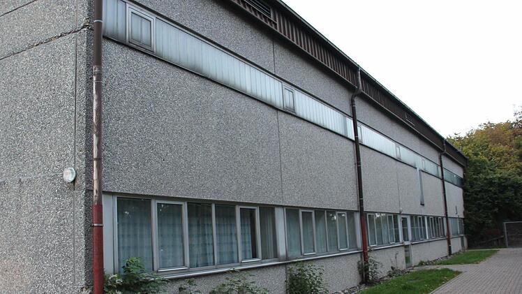 Die sanierungsbedürftige Turnhalle wird den Gemeinderat Wilhelmsthal auch in den kommenden Monaten beschäftigen. Foto: Marco Meißner