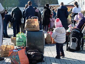 Geflüchtete aus der Ukraine kommen derzeit in ganz Deutschland an und suchen eine Unterkunft. Foto: Henning Kaiser/dpa (Symbolfoto)