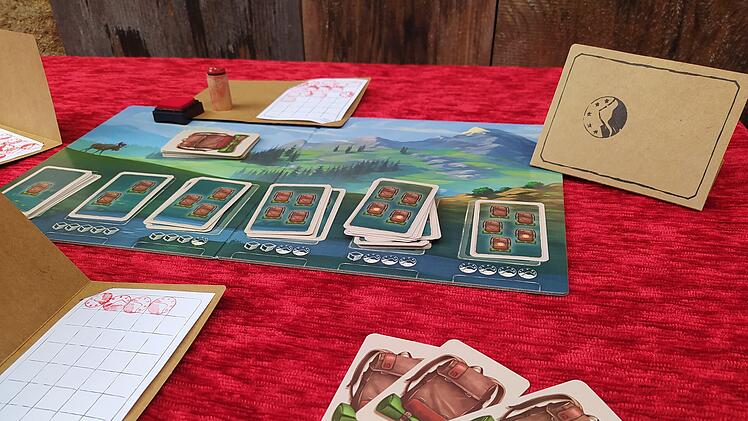 Spiele-Test Mountains: Interaktionsspiel für die ganze Familie mit spannenden Touren durch die Berge