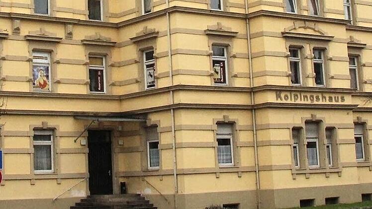 Hinter diesen Mauern soll der neue Forchheimer Kulturtempel entstehen.  Foto: Archiv Ekkehard Roepert