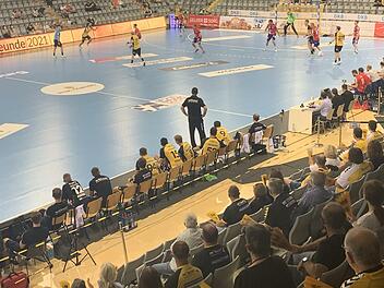 654 Fans sorgten in der HUK-Coburg Arena am Samstagabend für eine tolle Stimmung. Sie ließen sich die pure Freude am Handball auch von der Niederlage des HSC nicht verderben.