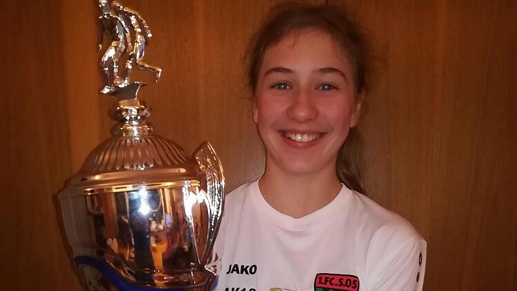 Mit dem FC 05 Schweinfurt wurde Anabel Keul Meister auf dem Feld sowie in der Halle unterfränkischer und sogar Bayerischer Meister. Foto: Christian Keul