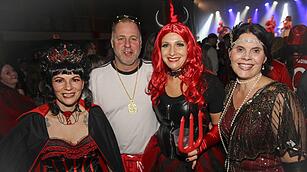 Faschingsparty vom Feinsten in der Stadthalle Stadtsteinach.
