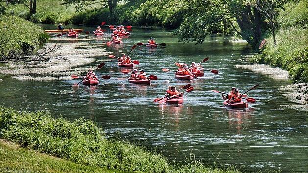 Es ist viel los auf der Wiesent. Trotz Verbot f&uuml;r heimische Kanuverleiher waren zwischen Muggendorf und Ebermannstadt einige Boote auf dem Wasser.almaze via inFrankenPix