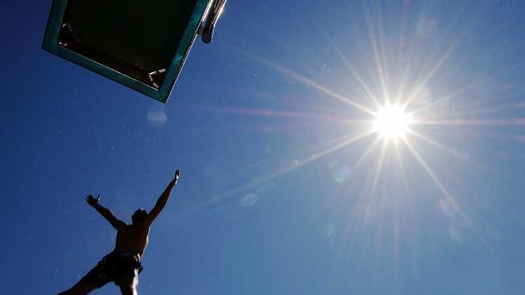 Mit Höchsttemperaturen von 25 Grad ist in den nächsten Tagen in Franken zu rechnen. Foto: Armin Weigel dpa/lby