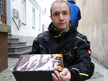 Dass er kein Silvester-Feuerwerk verkaufen kann, trifft Pyrotechniker Christian Rose hart. Benedikt Borst/Archiv
