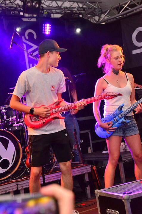 Party mit der Band "CAVELAND"