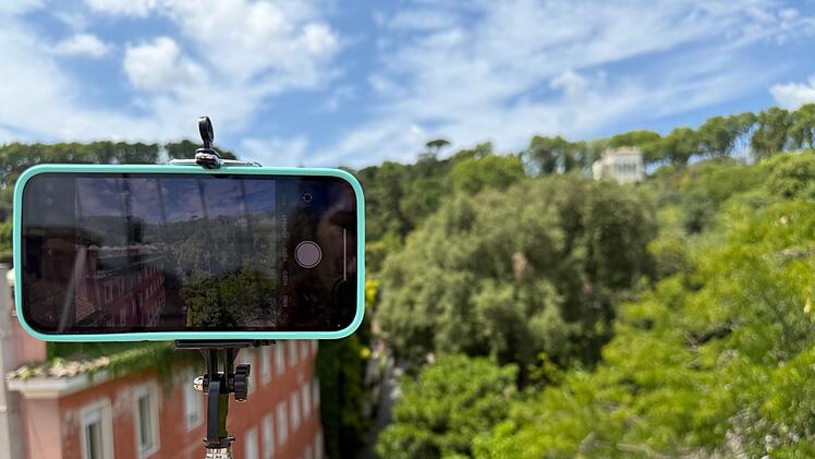 Touristen stürzen beim Selfie in Italien in Orchestergraben