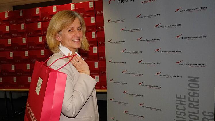 Mit kleinen Geschenken bekommt man neue Fachkräfte, ist sich Christa Standecker von MEP sicher.