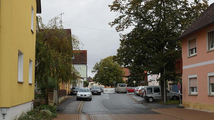 Kemmern ist nicht nur für  Einwohner, sondern auch für Urlauber ein attraktiver Standort. Der Ort lockt mit  Bierkellern, einer  Dorfkirche und  Festen. Archivfoto: Johannes Michel