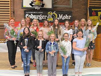 Ob für das Strahlen oder für die Technik: Bei der Dankeschönparty der Tanzsportgarde  "Coburger Mohr" gab wieder Pokale und Rosen für besondere Leistungen. Foto: Gabi Arnold